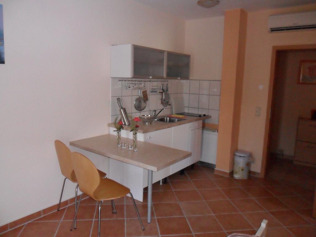 Appartementhaus Elena Jelsa  Bagian luar foto