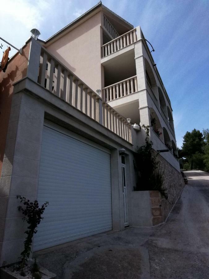 Appartementhaus Elena Jelsa  Bagian luar foto