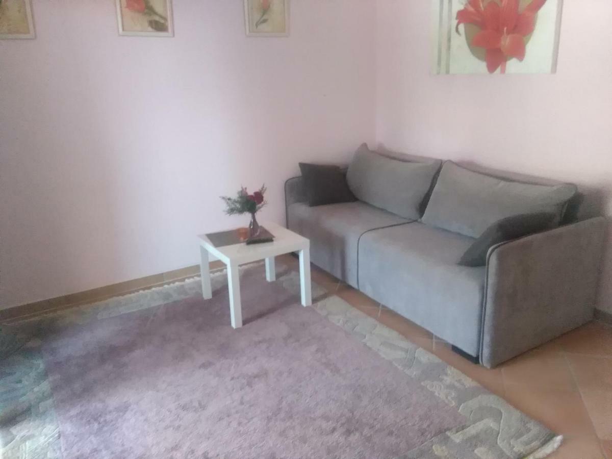 Appartementhaus Elena Jelsa  Bagian luar foto