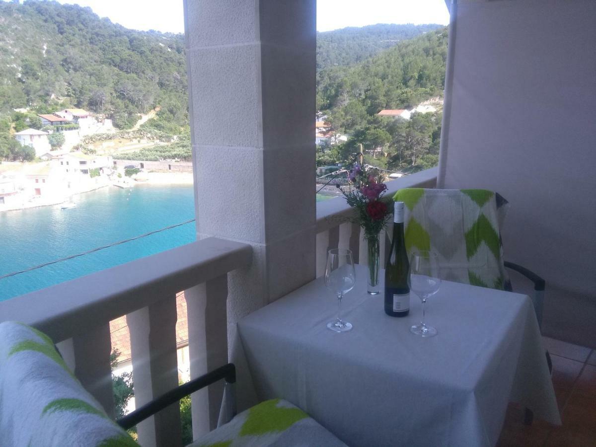 Appartementhaus Elena Jelsa  Bagian luar foto